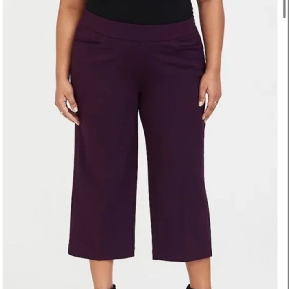 Torrid Purple Wide Leg Cropped Crepe Pants Women's 12